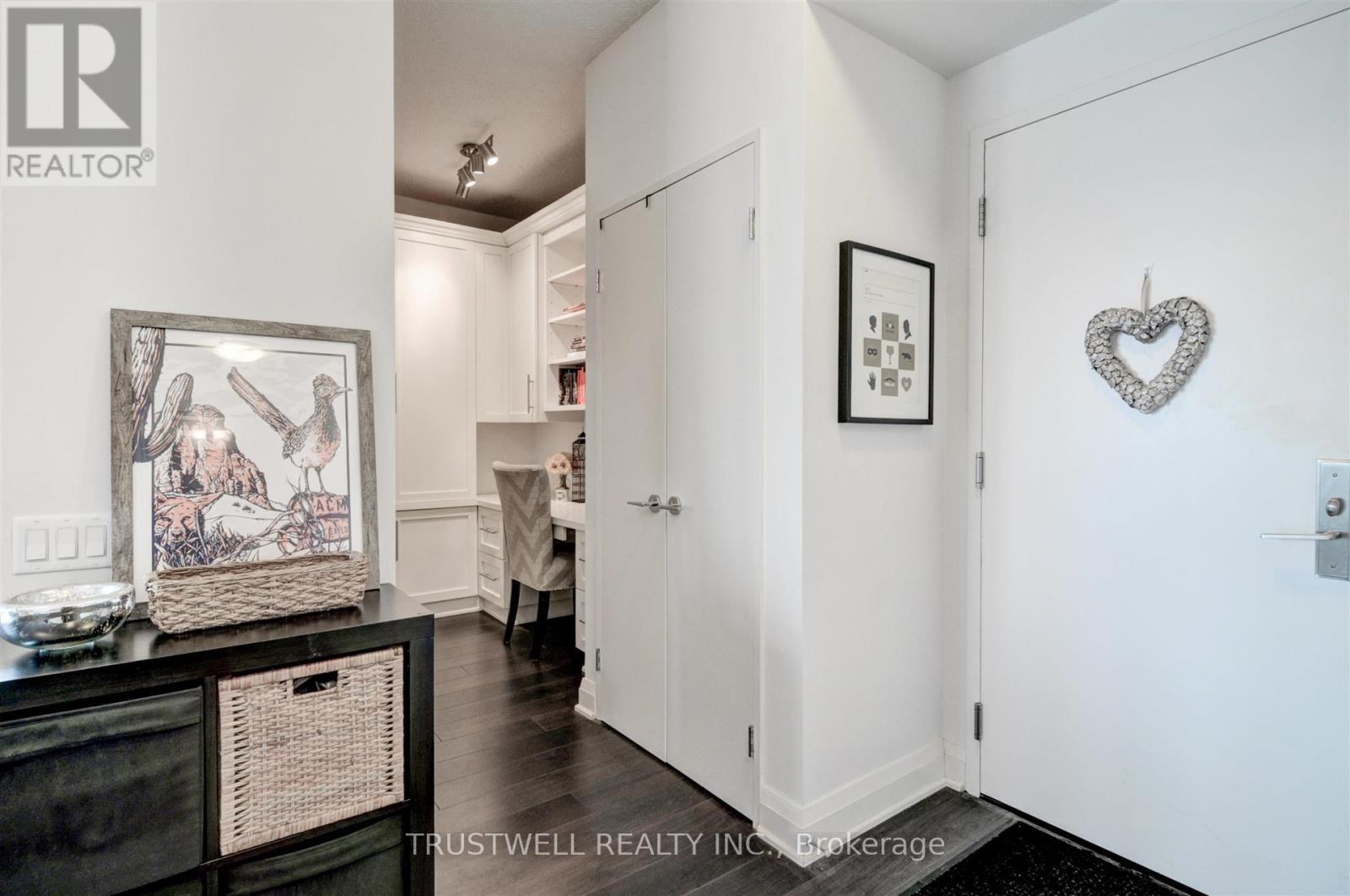 1611 - 83 Redpath Avenue, Toronto, Ontario  M4S 0A2 - Photo 2 - C12635412