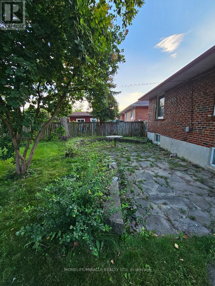 Main - 259 Tower Drive, Toronto, Ontario  M1R 3P9 - Photo 6 - E12635400