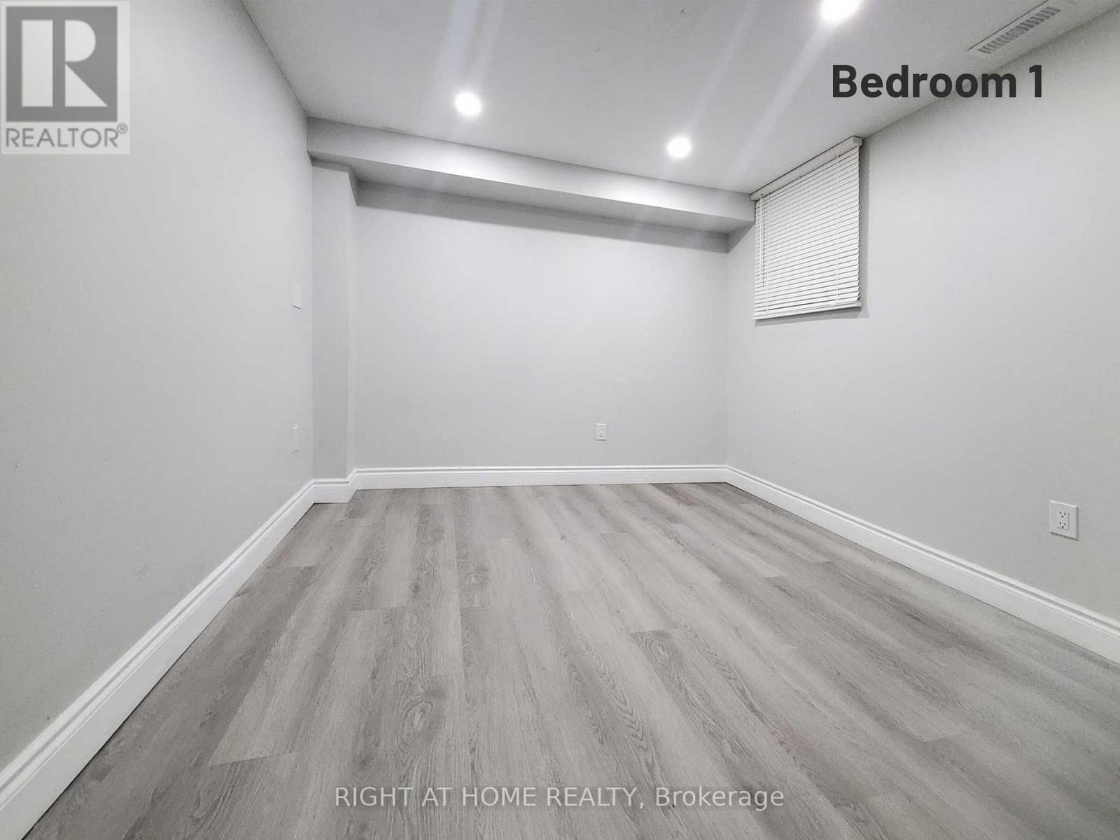 Bsmt - 3 Weldon Street, Whitby, Ontario  L1R 2T3 - Photo 3 - E12635404