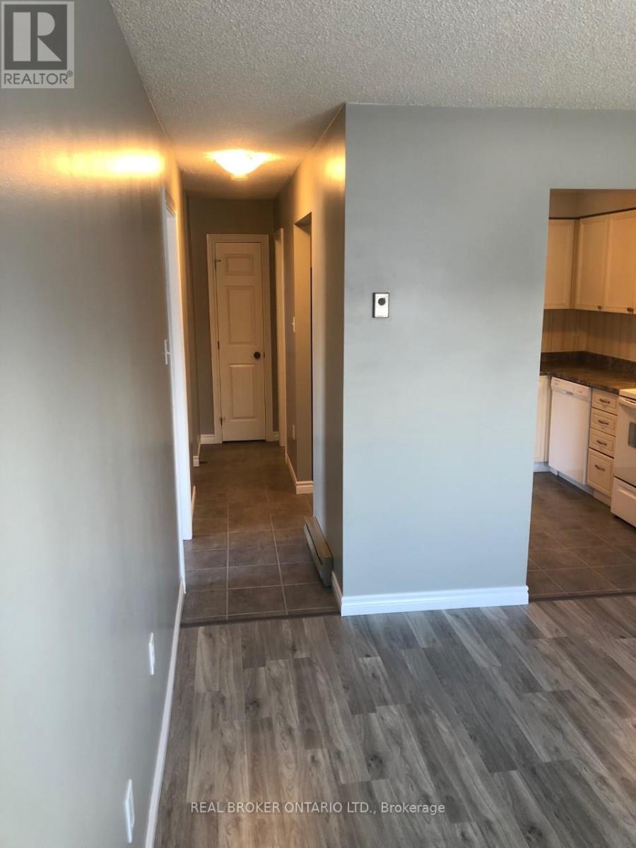 1 - 30 Loggers Run, Barrie, Ontario  L4N 6W2 - Photo 9 - S12635414