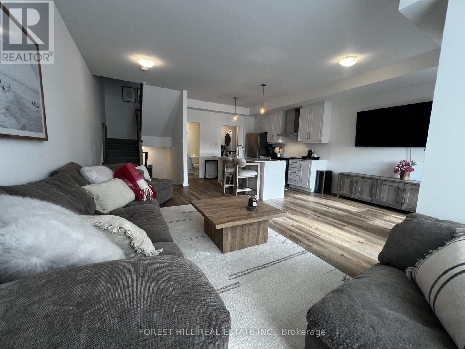 146 Elgin Street, Orillia, Ontario  L3V 1S7 - Photo 11 - S12635424