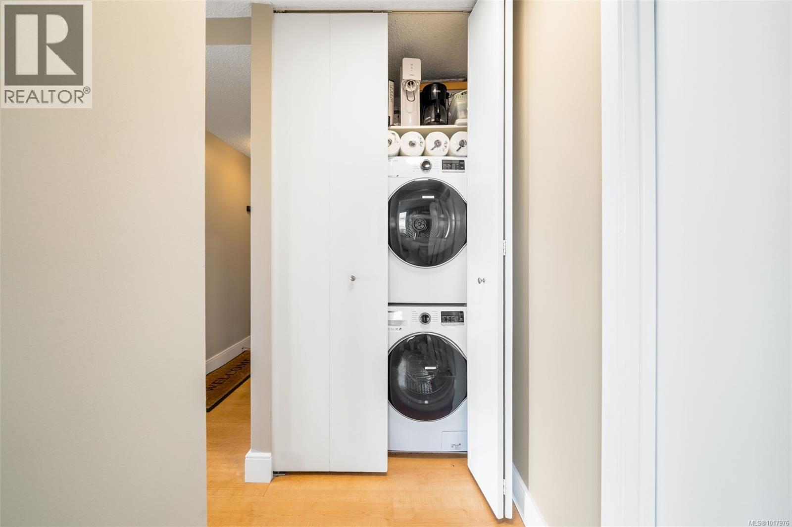 1002 327 Maitland St, Victoria, British Columbia  V9A 7G7 - Photo 22 - 1017976