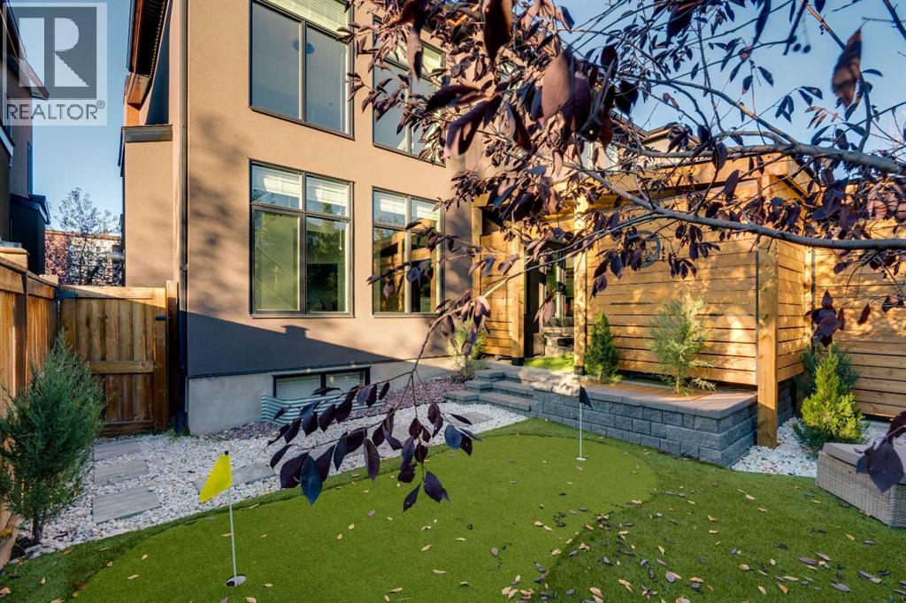 86 West Point Mews Sw, Calgary, Alberta  T3H 0X5 - Photo 49 - A2262618