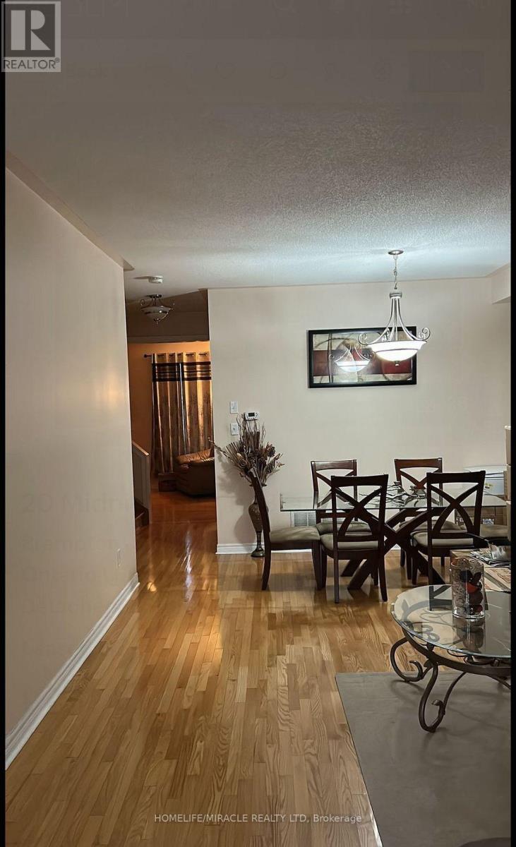 20 Midnightsun Trail, Brampton, Ontario  L6R 3K4 - Photo 5 - W12635386