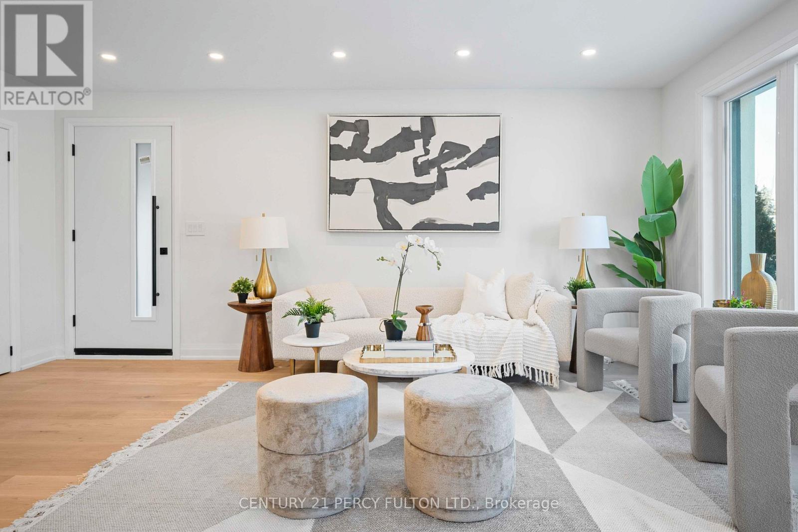 3 Learmont Drive, Toronto, Ontario  M9R 2E3 - Photo 10 - W12635418