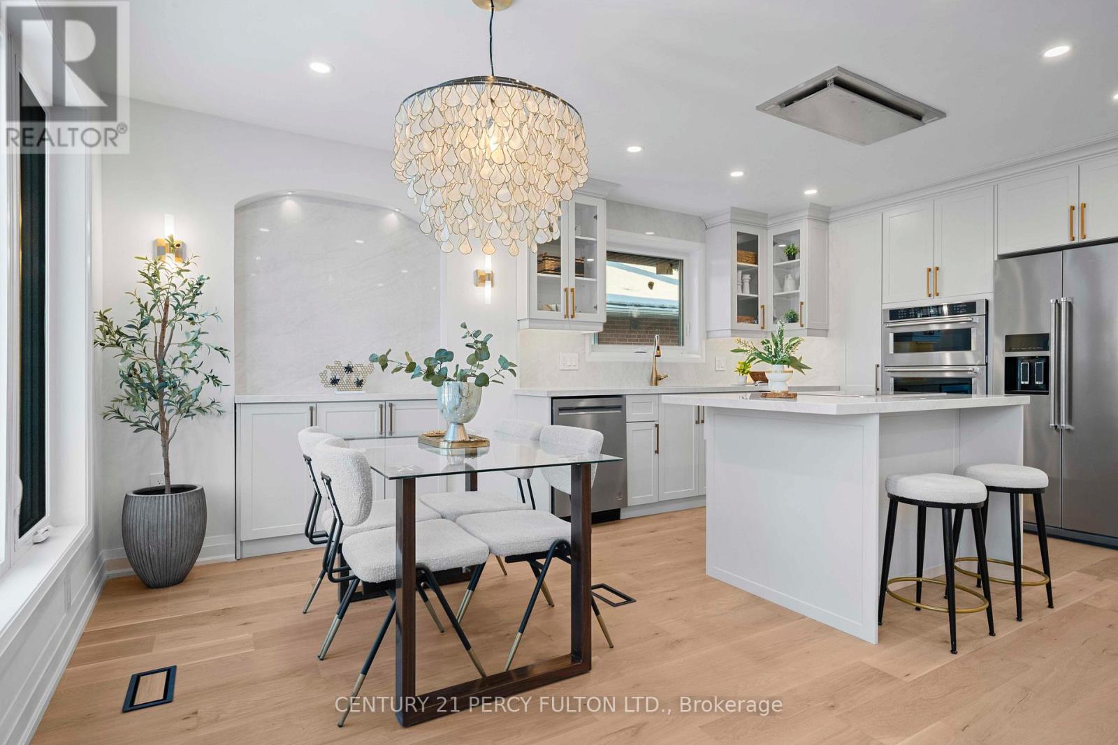 3 Learmont Drive, Toronto, Ontario  M9R 2E3 - Photo 14 - W12635418