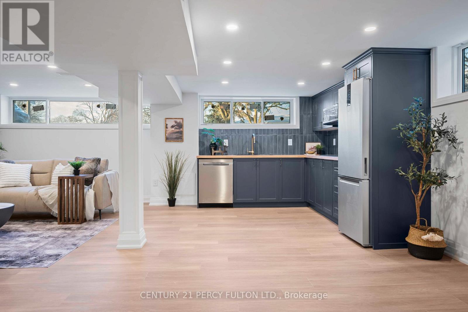 3 Learmont Drive, Toronto, Ontario  M9R 2E3 - Photo 29 - W12635418