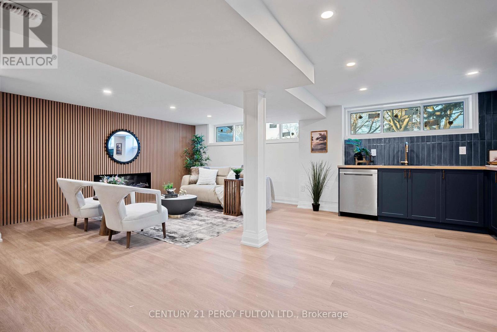 3 Learmont Drive, Toronto, Ontario  M9R 2E3 - Photo 34 - W12635418