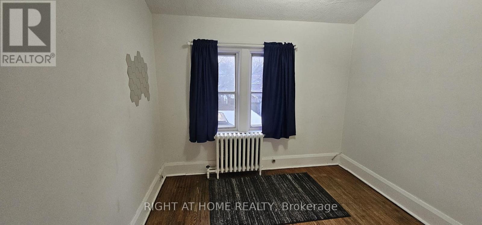 72 Eleventh Street, Toronto, Ontario M8V 3G5 - Photo 5 - W12635420