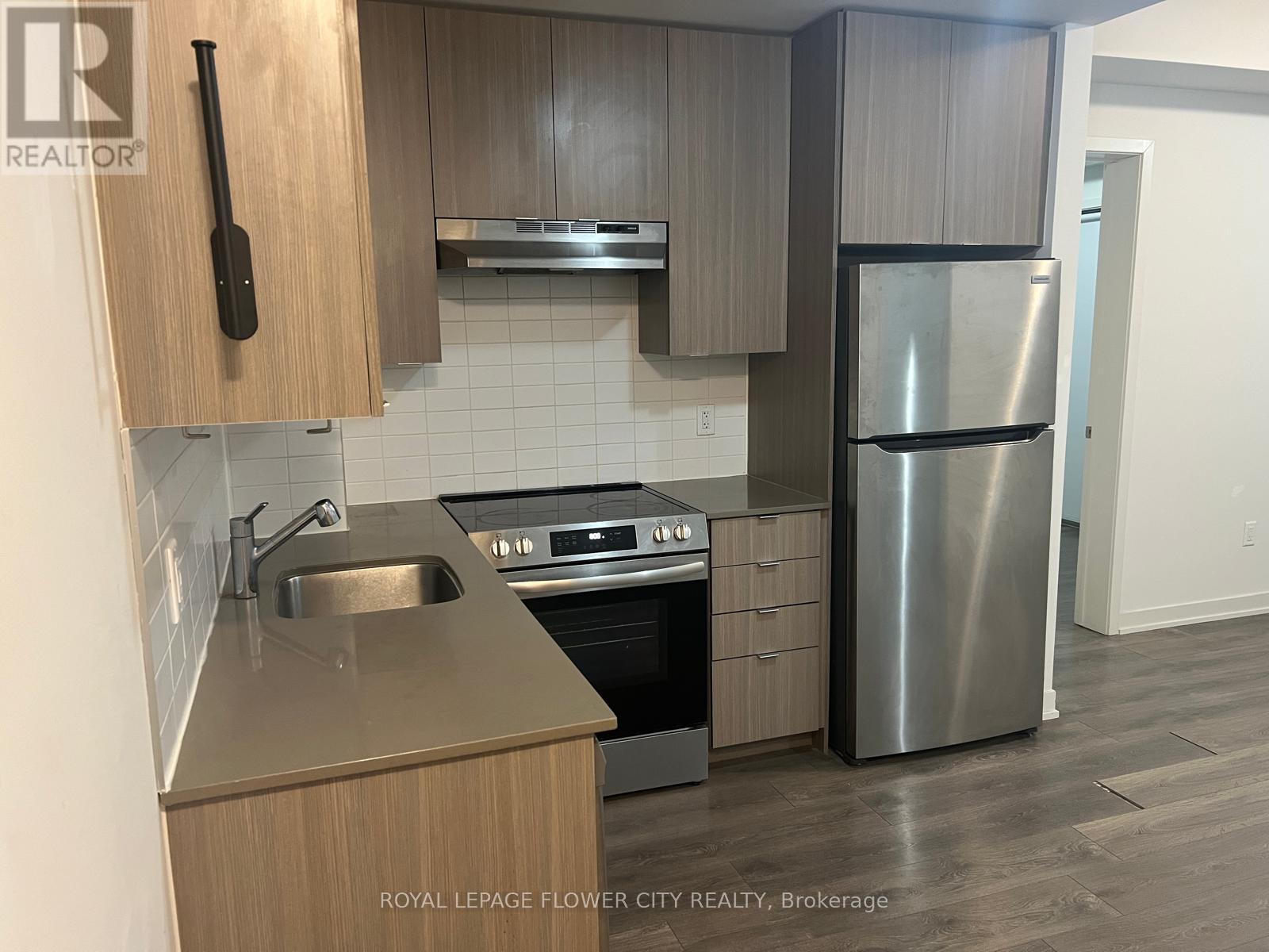 113 - 58 Sky Harbour Drive, Brampton, Ontario  L6Y 6J1 - Photo 12 - W12470337