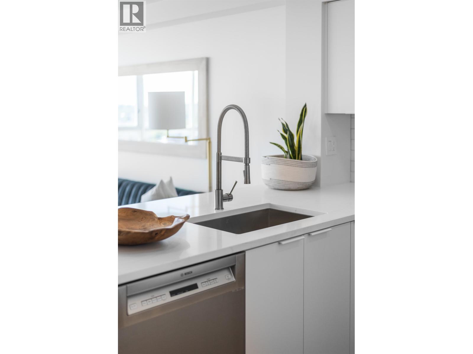 2208 63 Keefer Place, Vancouver, British Columbia  V6B 6N6 - Photo 34 - R3074029