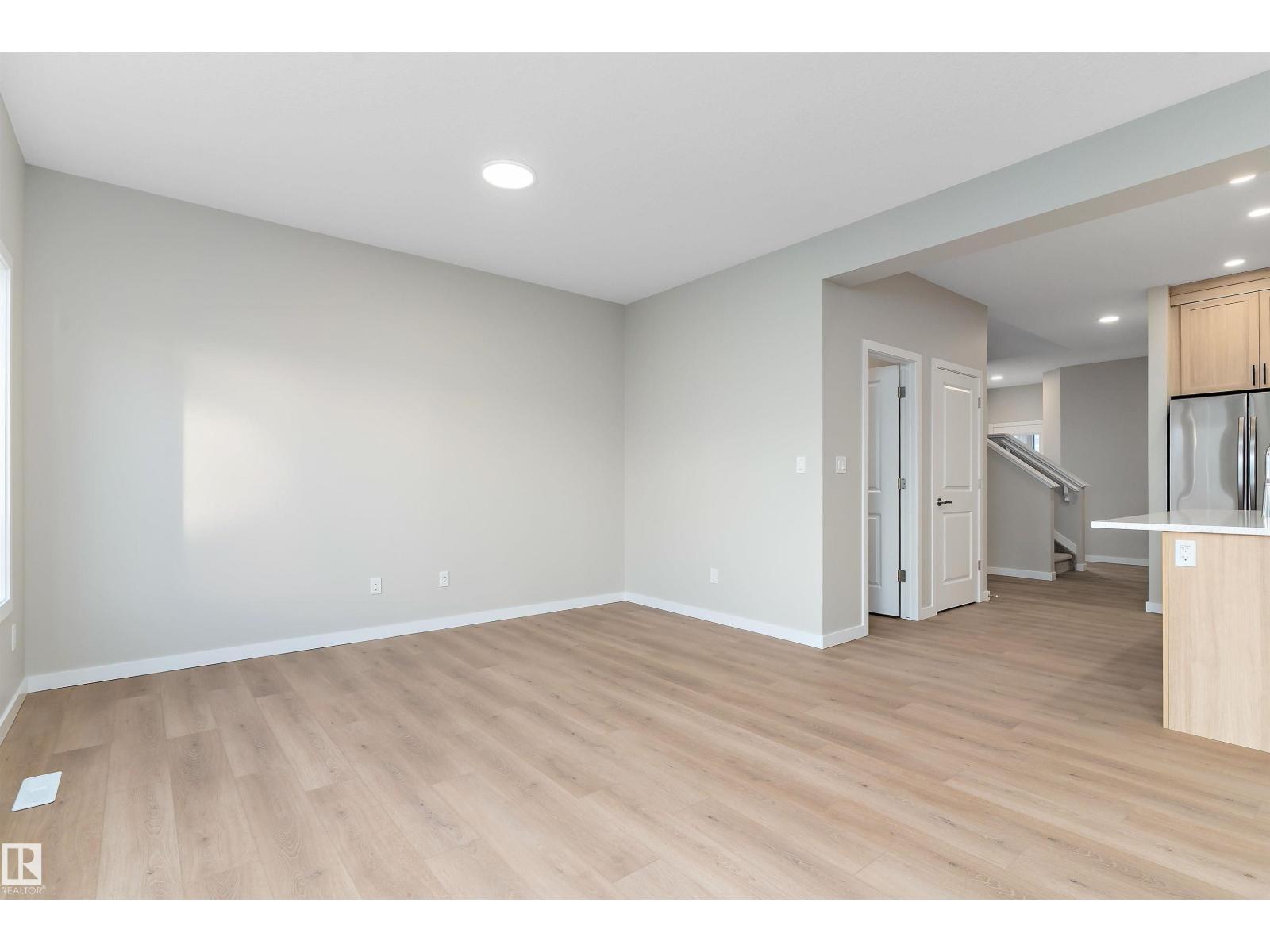 6320 King Wd Sw, Edmonton, Alberta  T6W 1A8 - Photo 11 - E4466570