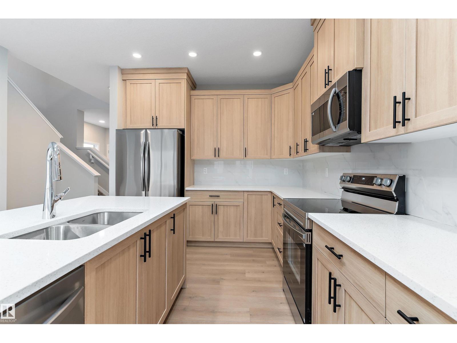 6320 King Wd Sw, Edmonton, Alberta  T6W 1A8 - Photo 2 - E4466570