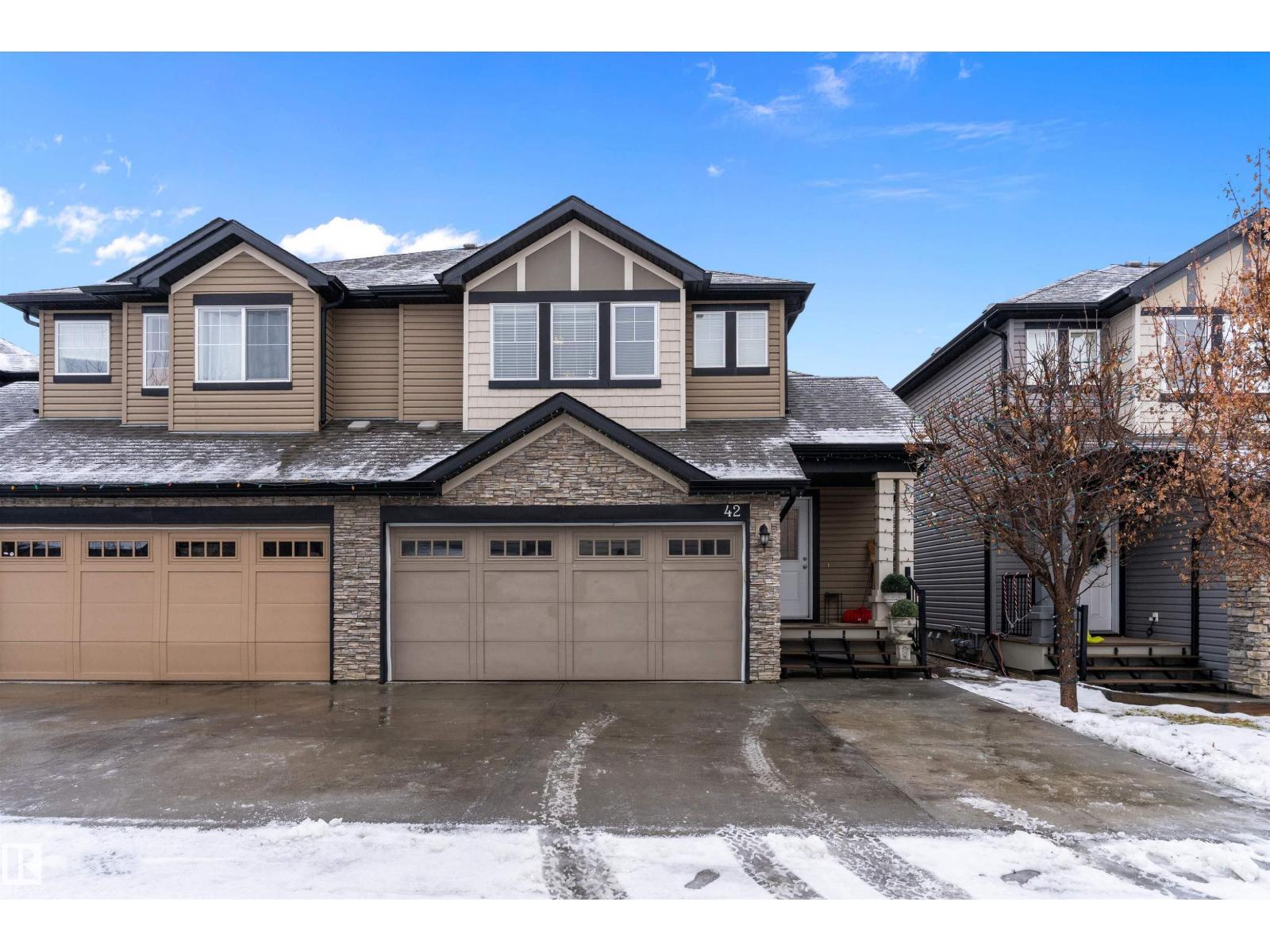 #42 6835 Speaker Vs Nw, Edmonton, Alberta T6R 0S6 - Photo 2 - E4467871