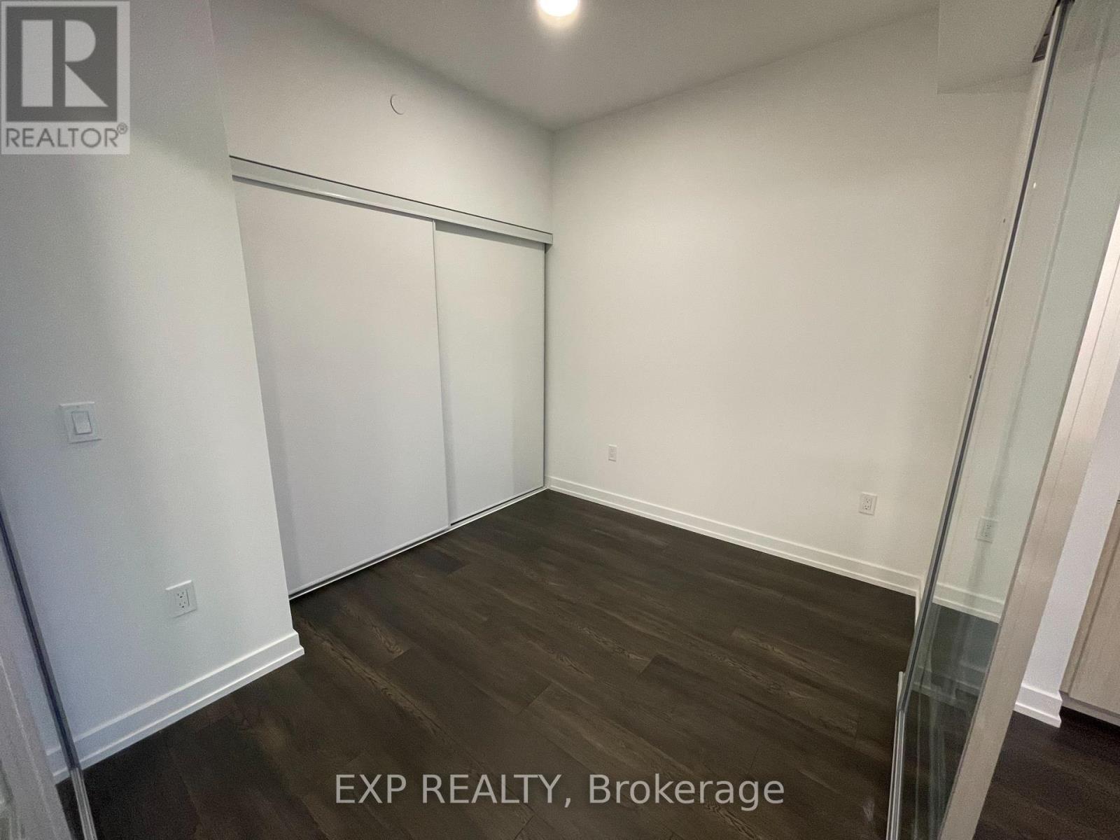 521 - 799 The Queensway, Toronto, Ontario  M8Z 0H3 - Photo 10 - W12635436