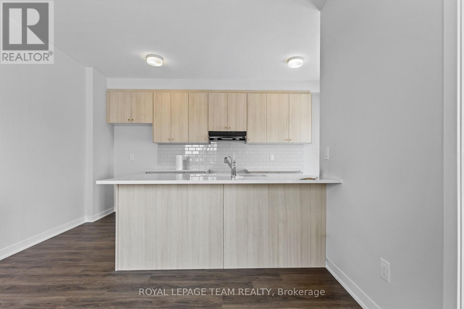 419 Mortar Terrace, Ottawa, Ontario  K2W 0N8 - Photo 10 - X12635470