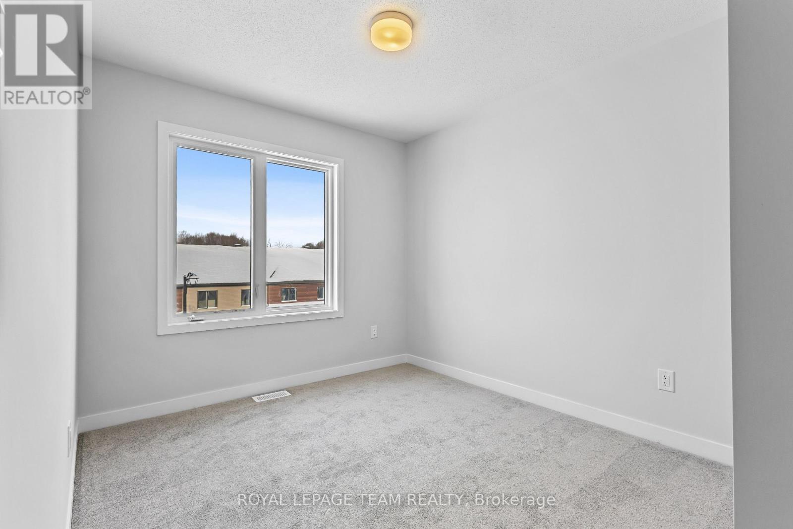 419 Mortar Terrace, Ottawa, Ontario  K2W 0N8 - Photo 20 - X12635470