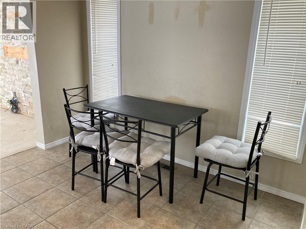 421 White Birch Avenue, Waterloo, Ontario  N2V 2T3 - Photo 11 - 40794086