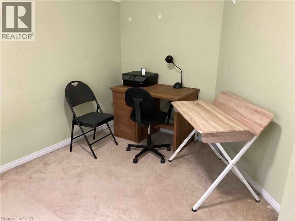 421 White Birch Avenue, Waterloo, Ontario  N2V 2T3 - Photo 18 - 40794086