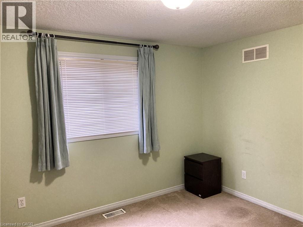 421 White Birch Avenue, Waterloo, Ontario  N2V 2T3 - Photo 20 - 40794086