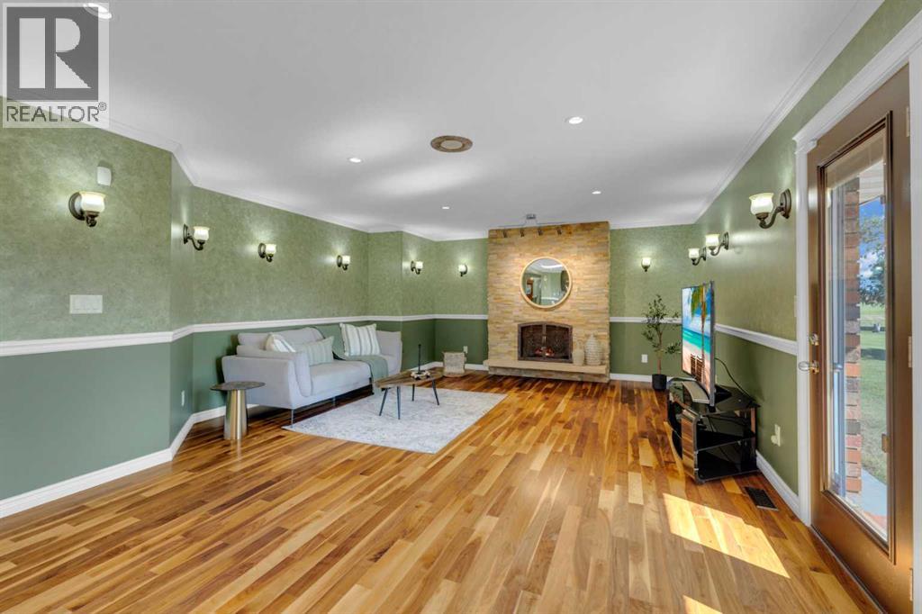 39070 Range Road 281, Rural Red Deer County, Alberta T0C 0J0 - Photo 9 - A2251895