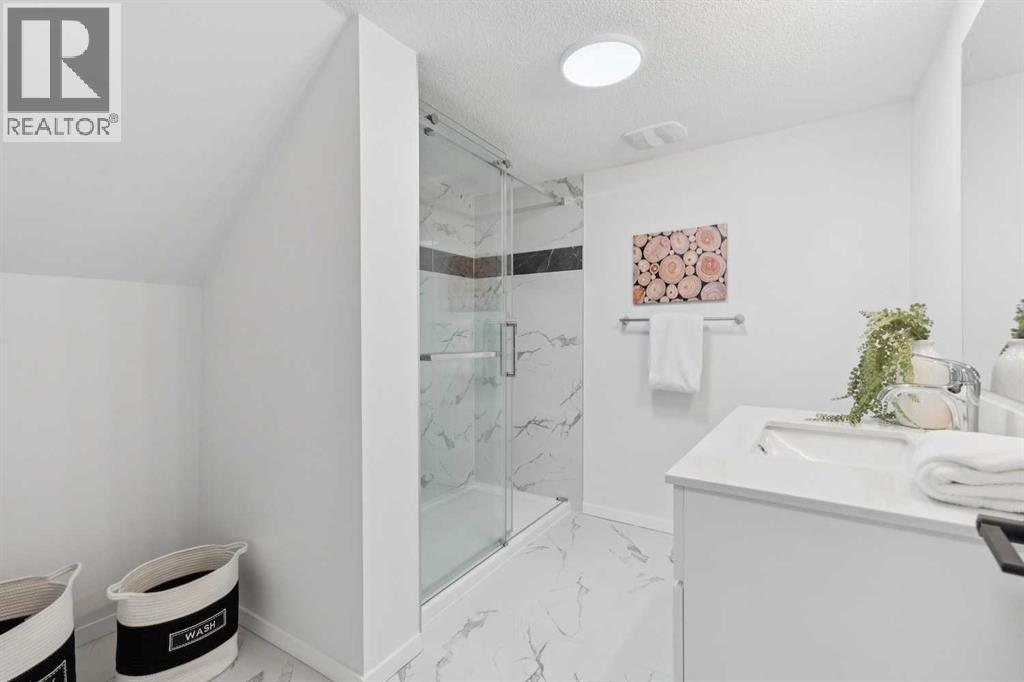 9607 Oakhill Drive Sw, Calgary, Alberta  T2V 3W4 - Photo 31 - A2266403