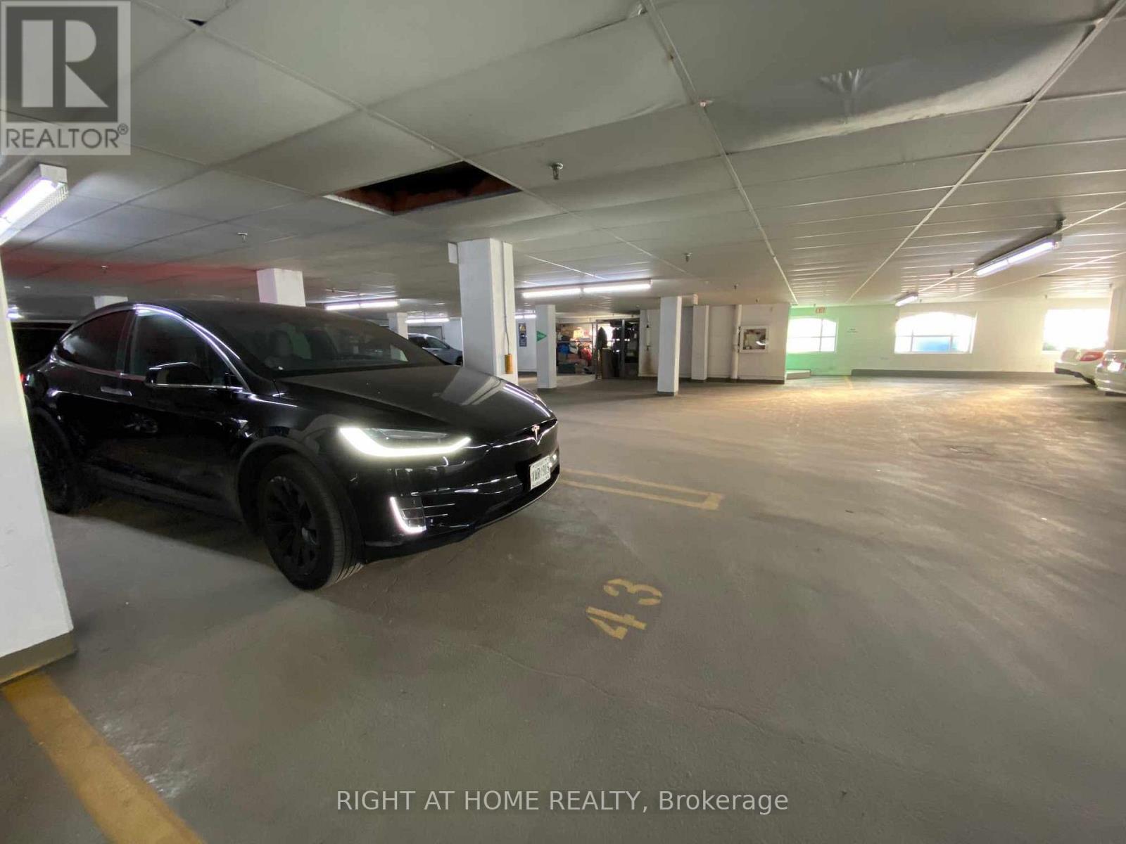 Ph14 - 993 Queen Street W, Toronto, Ontario  M6J 1H2 - Photo 30 - C12635460