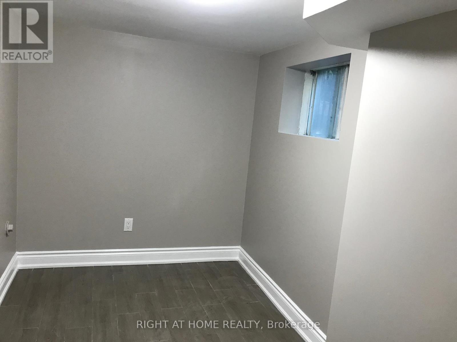 1082 College Street, Toronto (Dufferin Grove), Ontario  M6H 1B3 - Photo 4 - C12635464