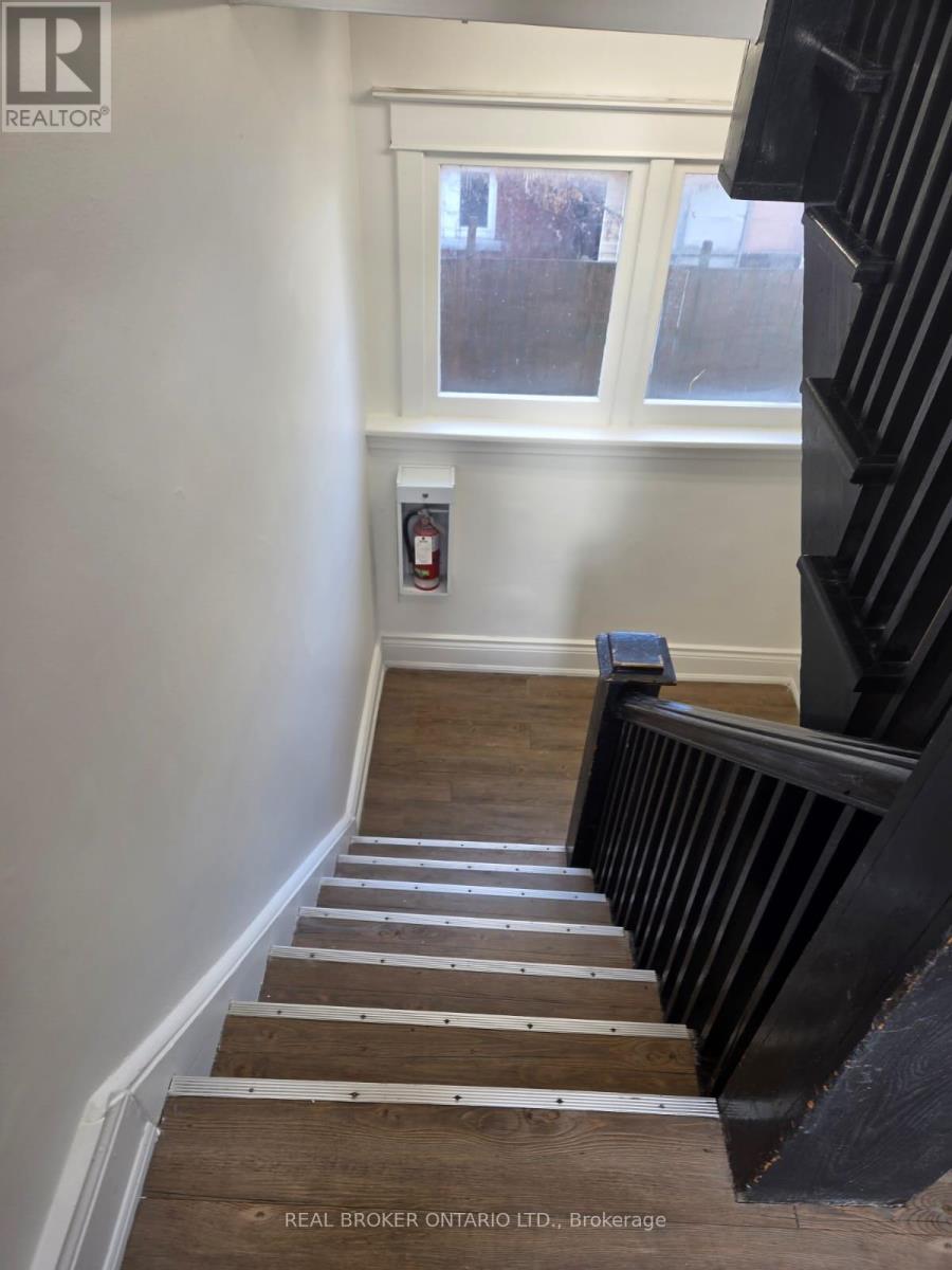 6 - 985 Main Street E, Hamilton, Ontario  L8M 1N3 - Photo 12 - X12635448