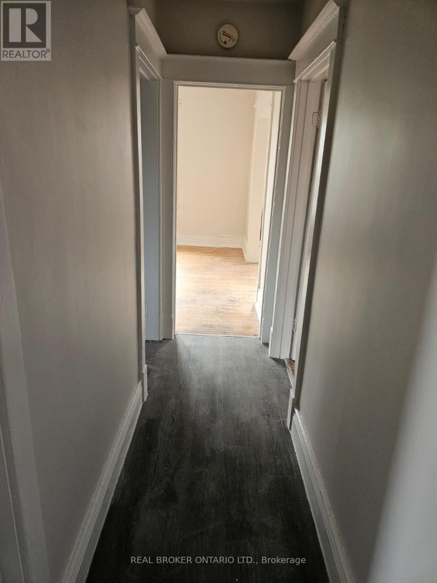 6 - 985 Main Street E, Hamilton, Ontario  L8M 1N3 - Photo 2 - X12635448