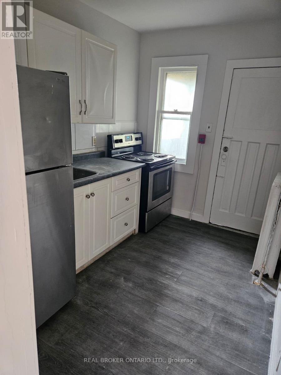 6 - 985 Main Street E, Hamilton, Ontario  L8M 1N3 - Photo 8 - X12635448