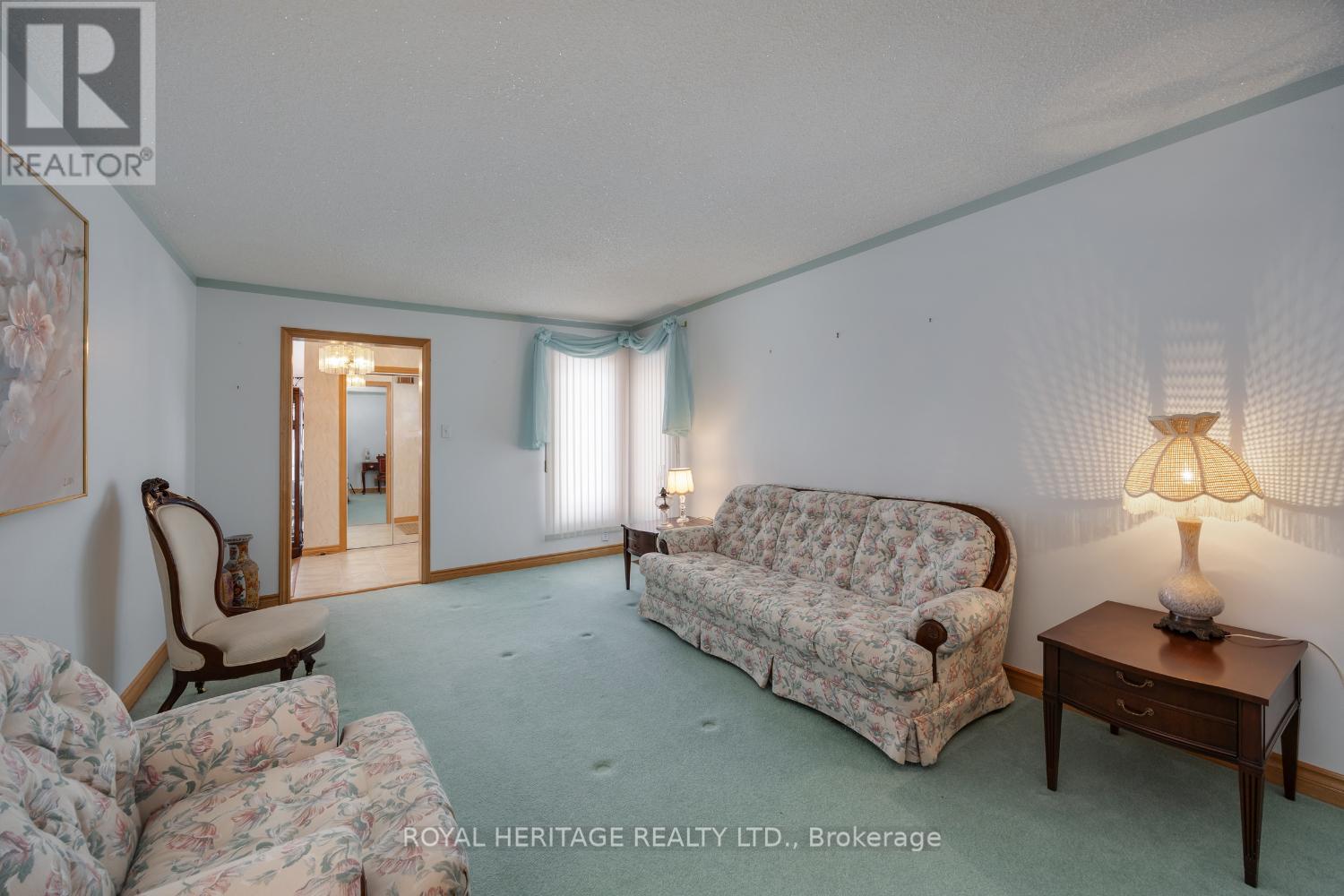 31 Wellington Street, Brock, Ontario  L0K 1A0 - Photo 8 - N12634348