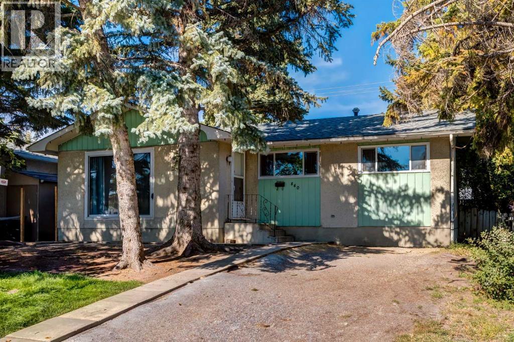 840 Raynard Crescent SE, Calgary, Alberta