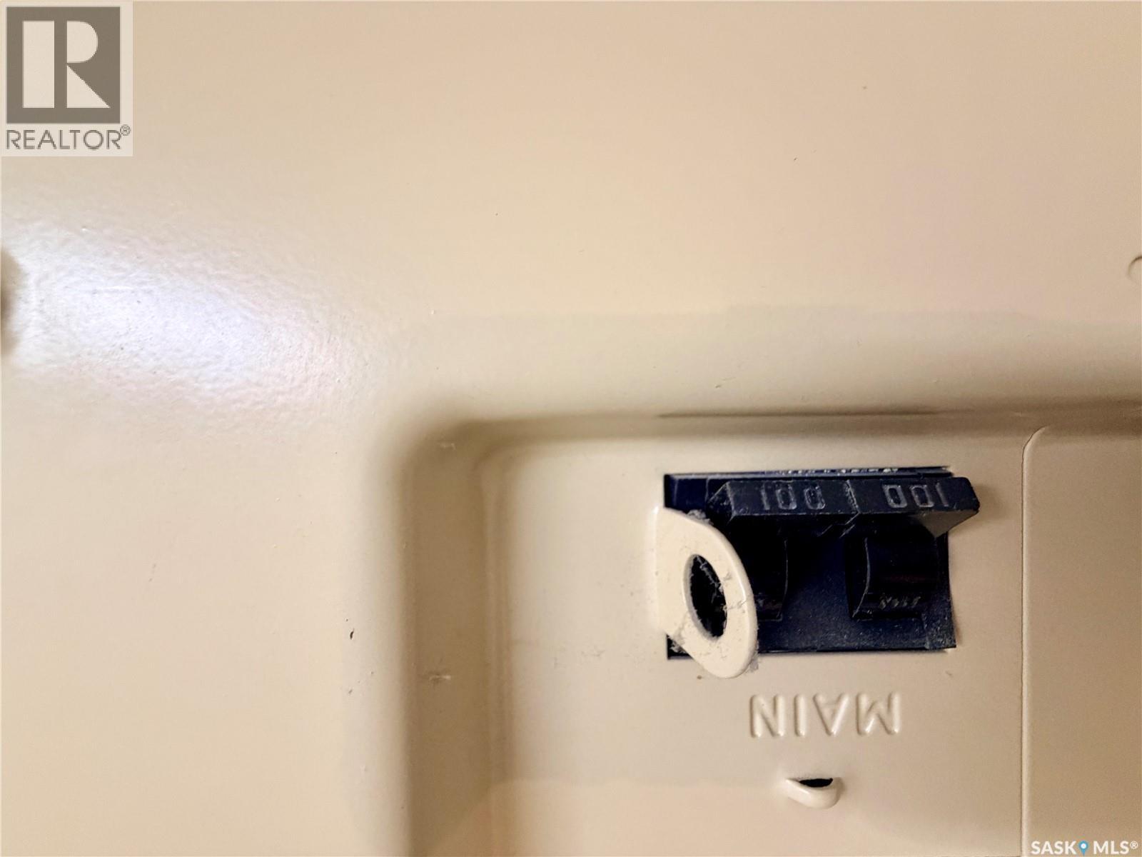 20 4th Avenue E, Neilburg, Saskatchewan  S0M 2C0 - Photo 25 - SK025441