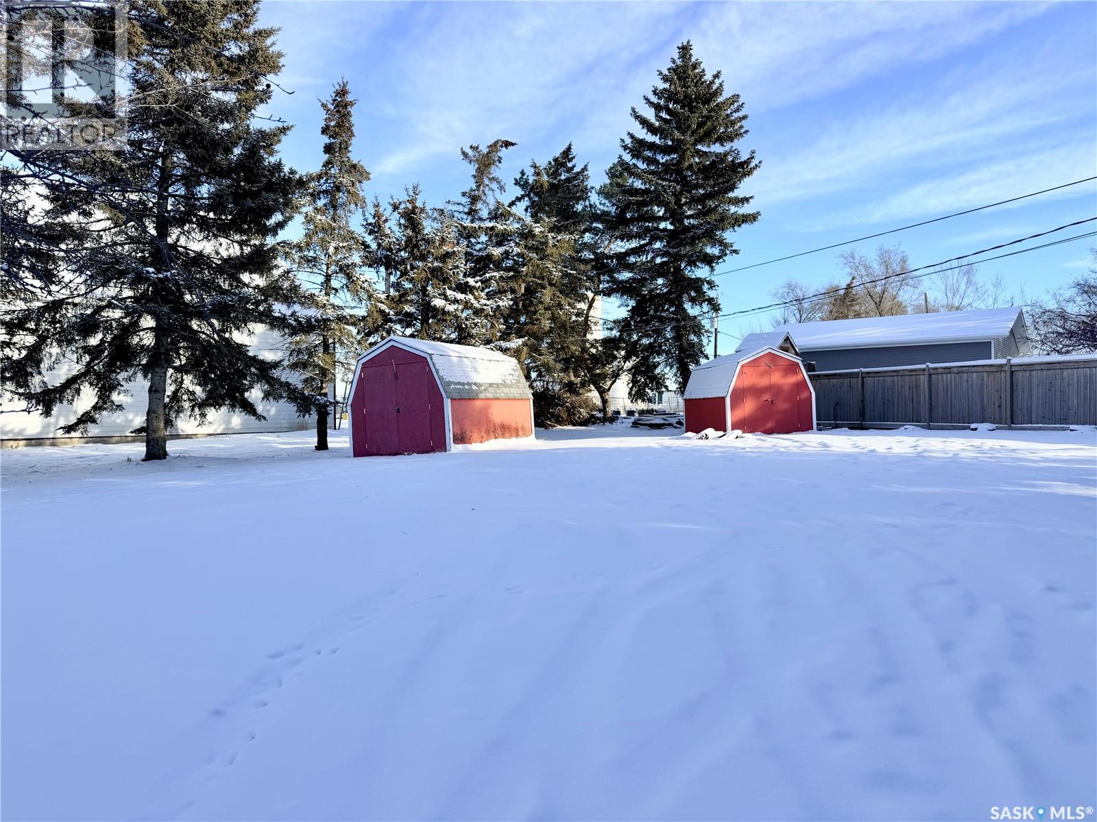 20 4th Avenue E, Neilburg, Saskatchewan  S0M 2C0 - Photo 43 - SK025441