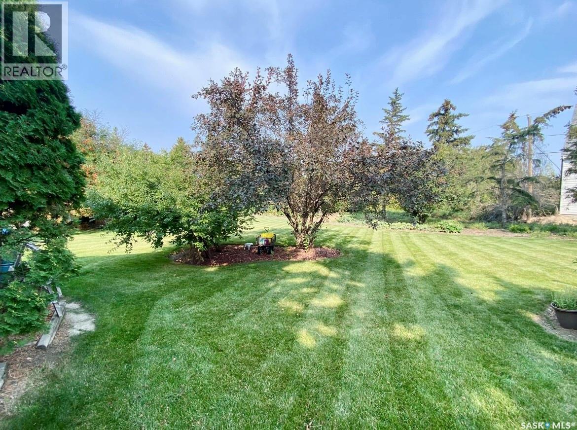 20 4th Avenue E, Neilburg, Saskatchewan  S0M 2C0 - Photo 39 - SK025441