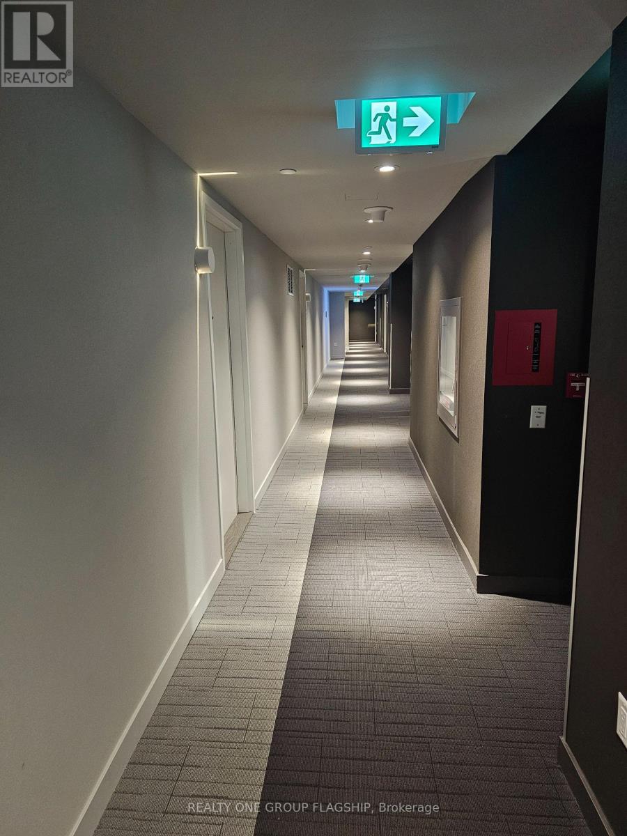 1809 - 3883 Quartz Road, Mississauga, Ontario  L5B 0M4 - Photo 3 - W12635478