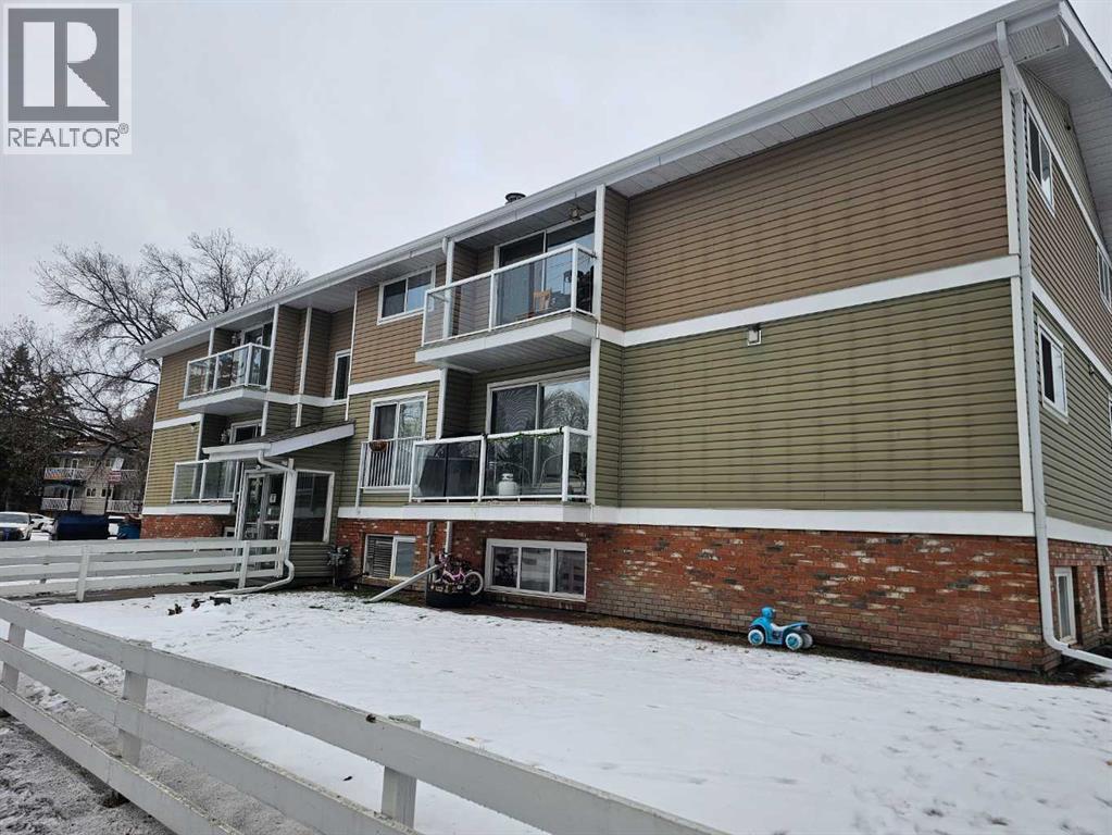 105, 5812 61 Street, Red Deer, Alberta  T4N 6H2 - Photo 2 - A2273522