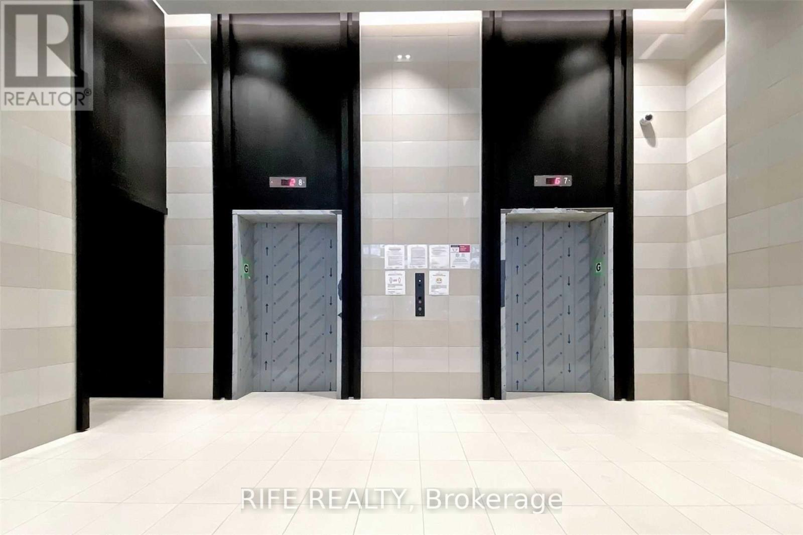 702 - 18 Maitland Terrace, Toronto, Ontario  M4Y 0H2 - Photo 3 - C12635500