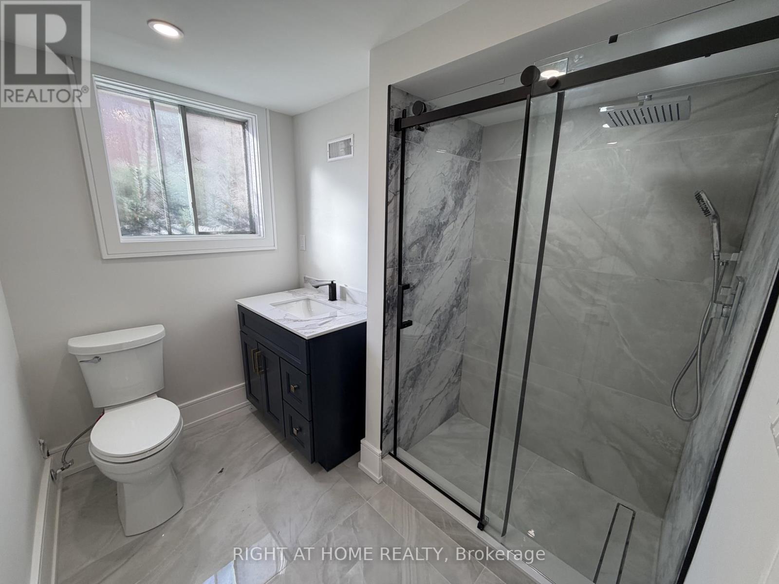 25 Mango Drive, Toronto, Ontario  M2K 2E9 - Photo 25 - C12635504