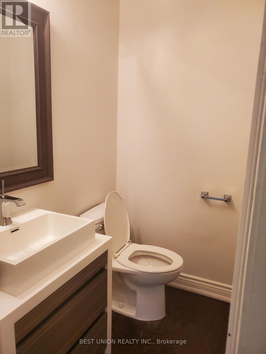 104 Houseman Crescent, Richmond Hill (North Richvale), Ontario  L4C 7S5 - Photo 18 - N12635498