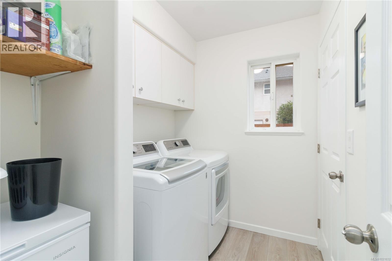 A 3037 Pickford Rd, Colwood, British Columbia  V9B 2L3 - Photo 32 - 1021832