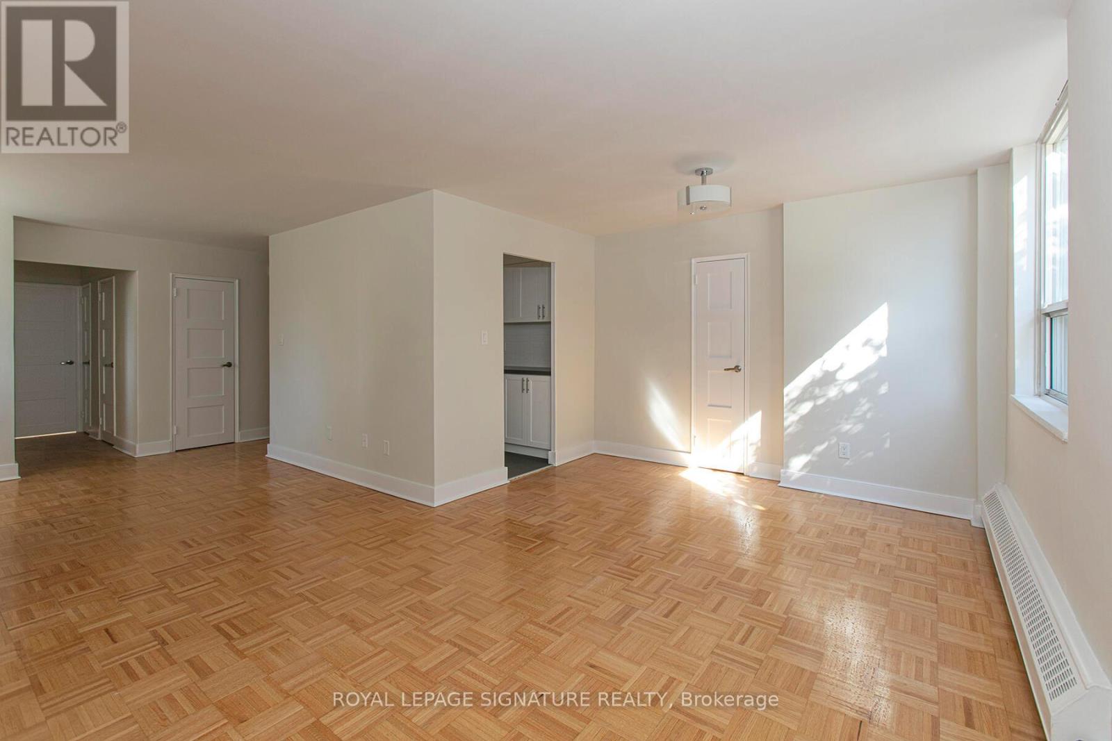 201 - 490 Eglinton Avenue E, Toronto, Ontario  M4P 1M4 - Photo 2 - C12634760