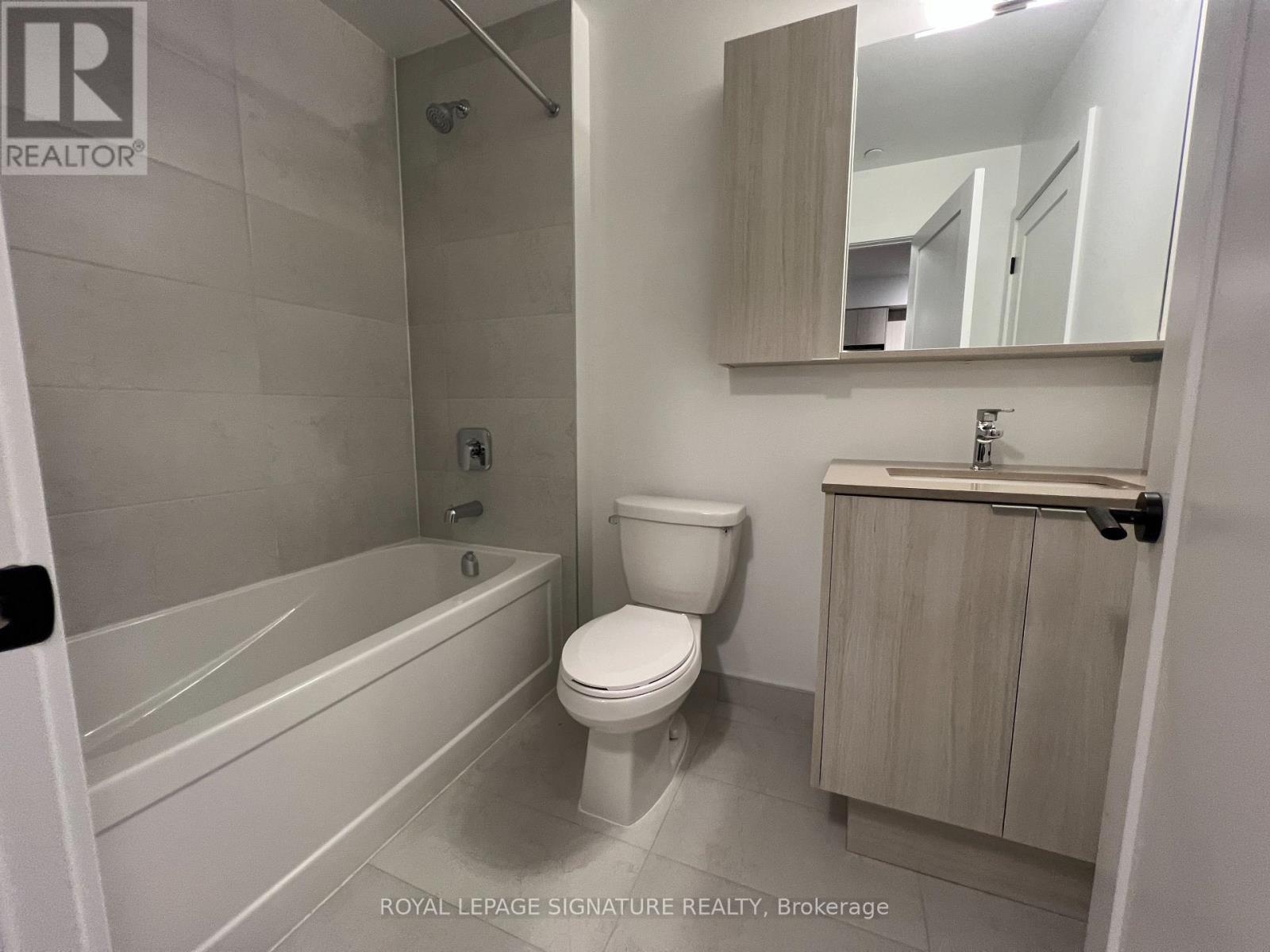 1001 - 2088 James Street, Burlington, Ontario  L7R 0H2 - Photo 11 - W12635506