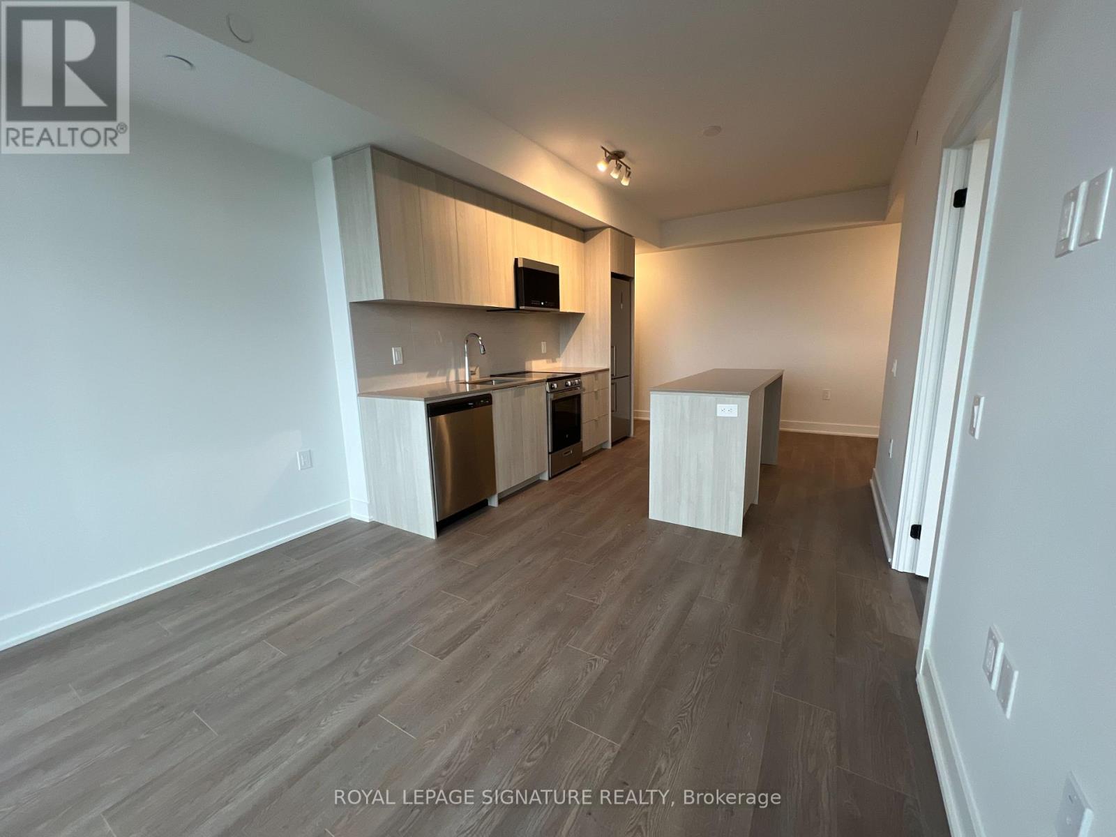 1001 - 2088 James Street, Burlington, Ontario  L7R 0H2 - Photo 6 - W12635506