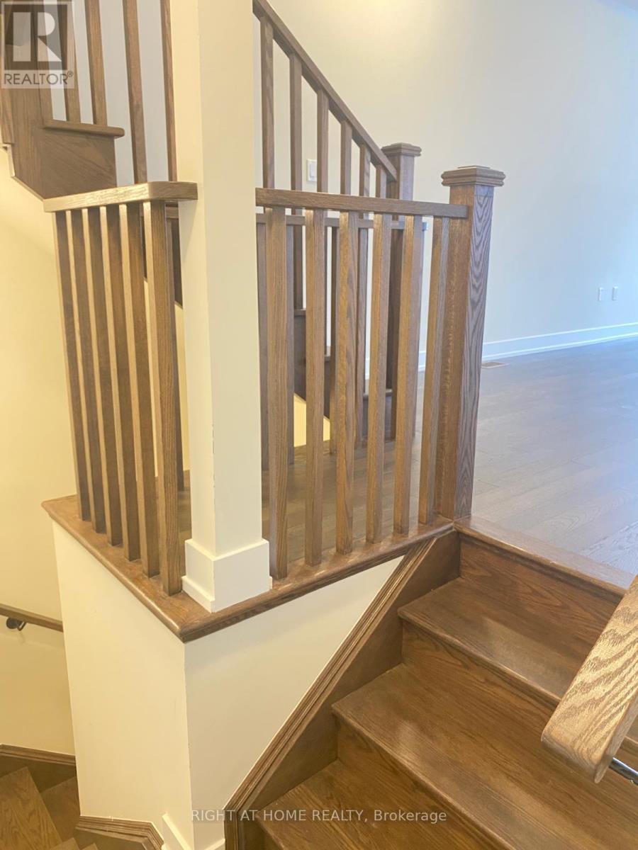 1284 Muller Lane, Oakville, Ontario  L6H 7G1 - Photo 16 - W12599478