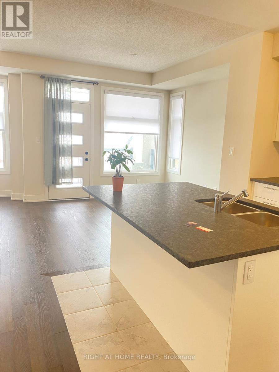 1284 Muller Lane, Oakville, Ontario  L6H 7G1 - Photo 14 - W12599478