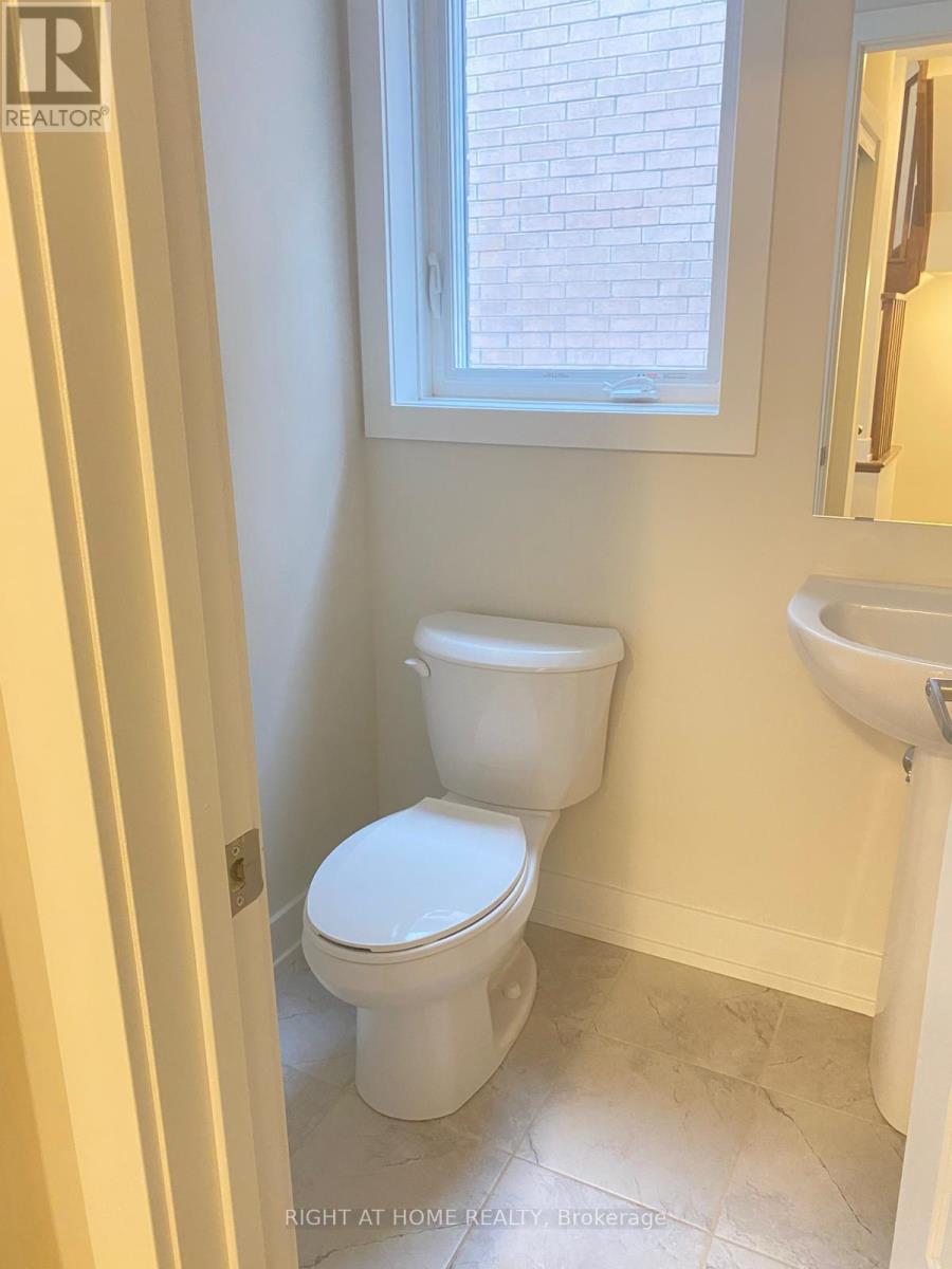 1284 Muller Lane, Oakville, Ontario  L6H 7G1 - Photo 17 - W12599478