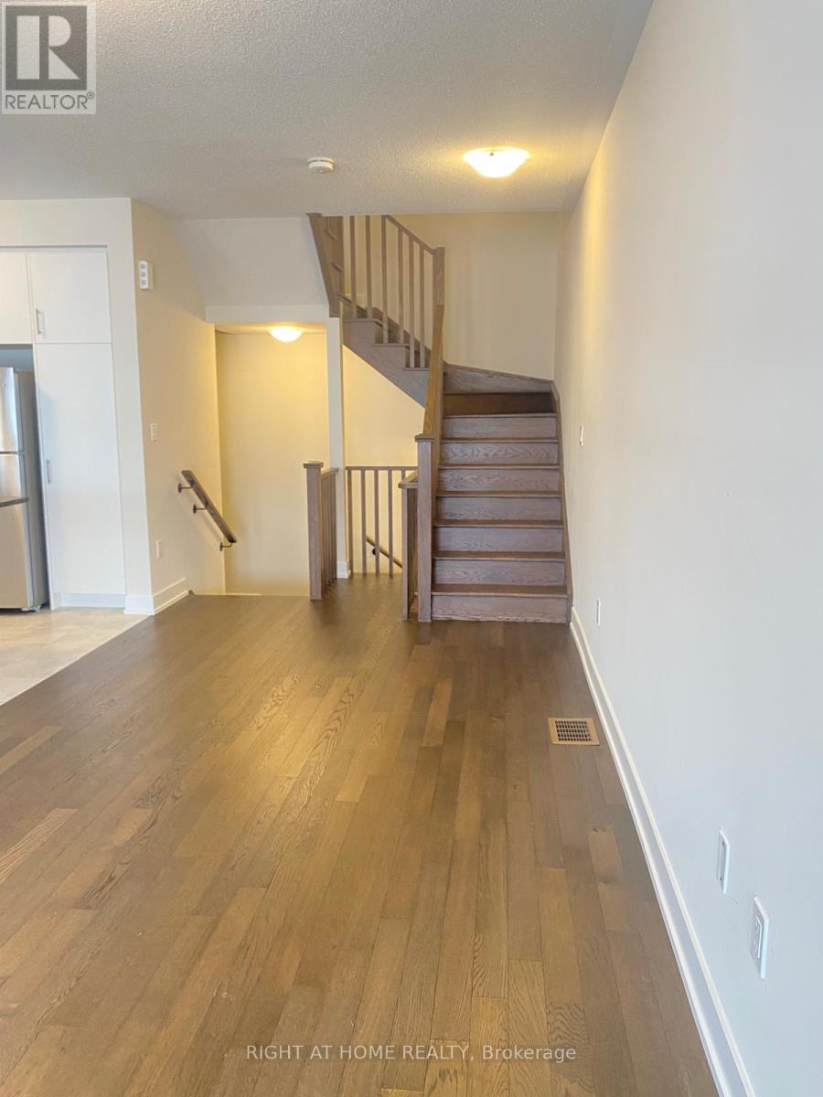 1284 Muller Lane, Oakville, Ontario  L6H 7G1 - Photo 11 - W12599478