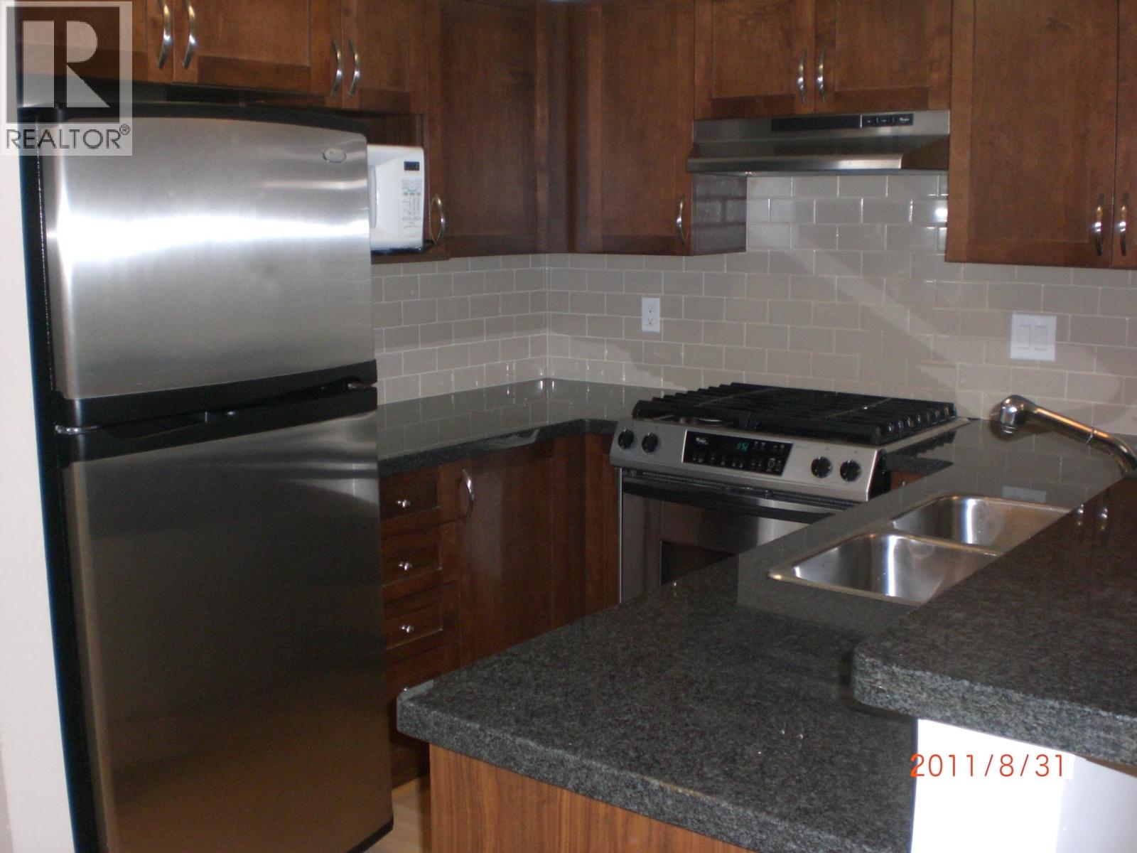 110 2388 Western Parkway, Vancouver, British Columbia  V6T 2K4 - Photo 12 - R3074042